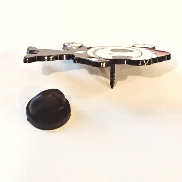 Jack Skellington Santa Enamel Pin Nightmare Before Christmas Collectible Xmas - Picture 2 of 3